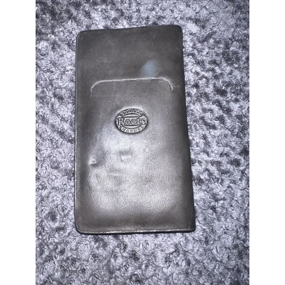 ROOTS Canada Gray Leather Bifold Checkbook Credit Card ID Slot Wallet